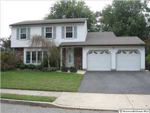 14 Eric Dr, Howell, NJ 07731 photo 1