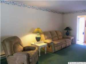 29 Blake Cir, Brick, NJ 08724 photo 2
