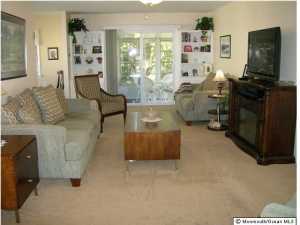 40 Whitman St, Brick, NJ 08724 photo 2