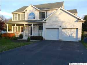9 Hampton Ct, Matawan, NJ 07747 photo 1