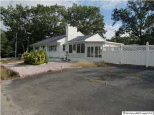 739 Prospect Ave, Pine Beach, NJ 08741 photo 1
