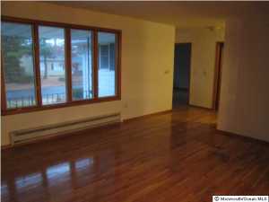 522 Holmes Ave, Forked River, NJ 08731 photo 3