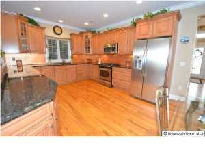 69 E Lagoona Dr, Brick, NJ 08723 photo 3