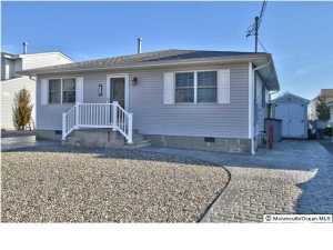 30 Compass Rd, Waretown, NJ 08758 photo 1