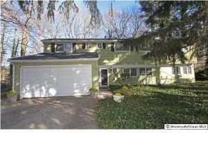 26 Daniel Dr, Little Silver, NJ 07739