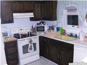 77 Central Blvd, Brick, NJ 08724 photo 3