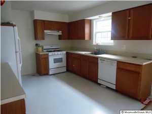52 E 5th St, Howell, NJ 07731 photo 3