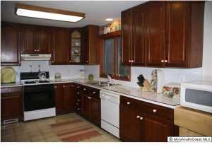 110 Back Bone Hill Rd, Millstone, NJ 08510 photo 2