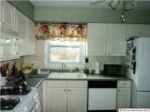26 Maple Ln #A, Brielle, NJ 08730 photo 3