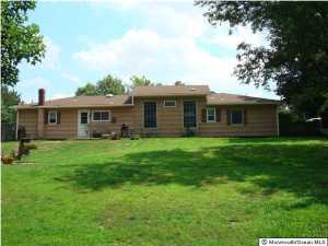574 Reed Rd, Jackson, NJ 08527 photo 2