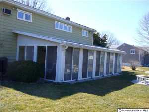 23 E Kenneth Ter, Middletown, NJ 07748 photo 2