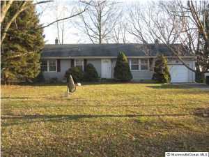 702 Monmouth Rd, Chesterfield, NJ 08515 photo 2