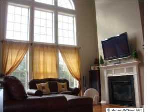 7 Roginski Ct, Sayreville, NJ 08872 photo 3