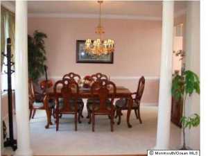 7 Roginski Ct, Sayreville, NJ 08872 photo 2