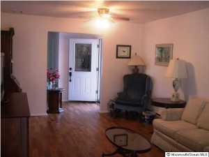 15 Daniel Ct, Brick, NJ 08724 photo 2