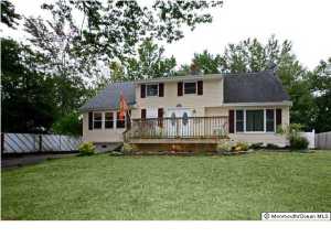 1 Ward Pl, Middletown, NJ 07748 photo 1