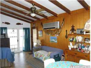 912 Capstan Dr, Forked River, NJ 08731 photo 2