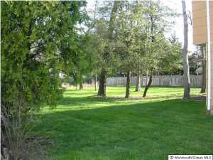 658 Millbrook Rd, Brick, NJ 08724 photo 2