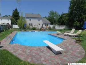 5 Division St, Brick, NJ 08724 photo 1