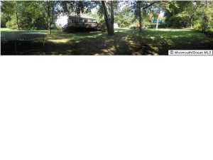 6 Ware Pl, Middletown, NJ 07748 photo 2