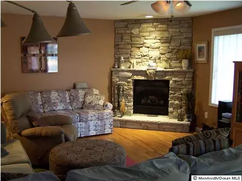 620 Cedarstream Pl, Brick, NJ 08724 photo 3