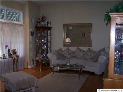 620 Cedarstream Pl, Brick, NJ 08724 photo 2