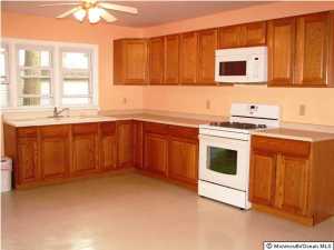 14 E 3rd St, Howell, NJ 07731 photo 1