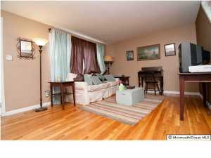413 1st St, Middlesex, NJ 08846 photo 3