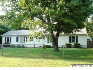 26 Brookside Dr, Howell, NJ 07731 photo 1