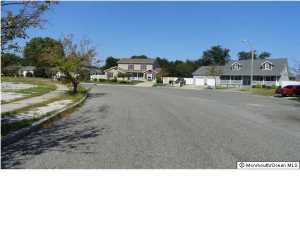 425 Cheyenne Dr, Waretown, NJ 08758 photo 3
