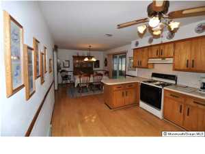 522 Conifer Dr, Forked River, NJ 08731 photo 2