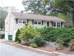 3 Hemlock Rd, Howell, NJ 07731 photo 1