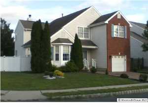 1 Devonshire Rd, Hazlet, NJ 07730 photo 1