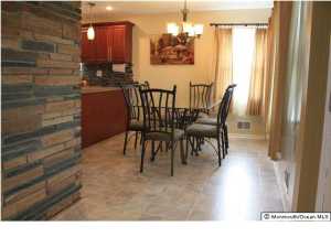 26 Franklin Ave, Middletown, NJ 07737 photo 3