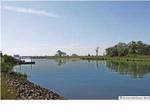 8 Edwards Point Rd, Rumson, NJ 07760 photo 3