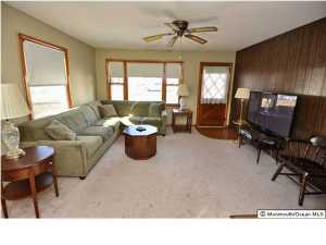 284 18th Ave, Brick, NJ 08724 photo 2