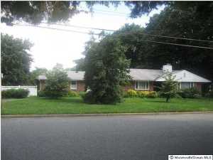 3 Crescent Pl, Matawan, NJ 07747 photo 1