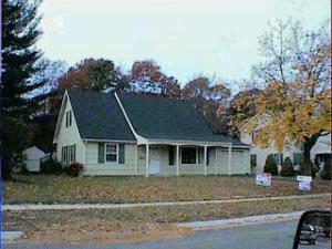 33 Overlea Ln, Matawan, NJ 07747 photo 1