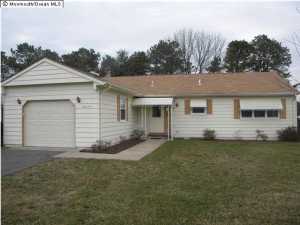 26 Lumsden Ct, Toms River, NJ 08757 photo 1