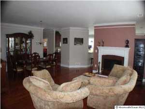 39 Everett Dr, Columbus, NJ 08022 photo 3