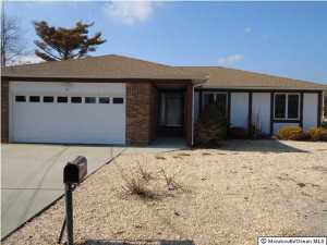48 Longpoint Dr, Brick, NJ 08723 photo 1