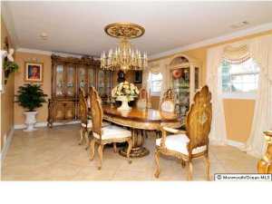 28 Dusko Dr, Parlin, NJ 08859 photo 3