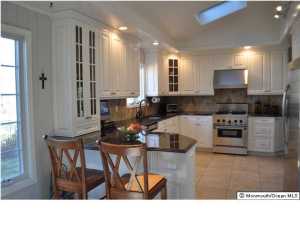 636 Summit Pl, Brielle, NJ 08730 photo 3