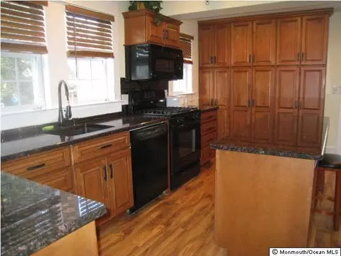 11 Schenck Ave, Matawan, NJ 07747 photo 2
