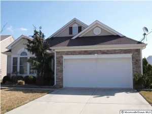 5 Point Pleasant Dr, Waretown, NJ 08758 photo 1