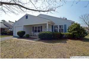 2 Nautilus Dr, Brick, NJ 08723 photo 1