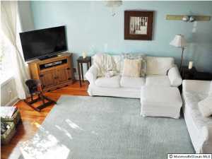 73 Hamilton Ave, Middletown, NJ 07748 photo 2