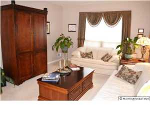 32 Alpine Rd, Holmdel, NJ 07733 photo 2