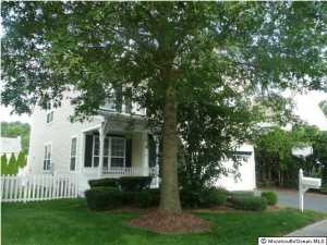 2050 Benjamin Cir, Wall, NJ 07719 photo 2