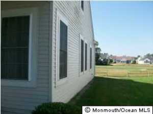 28 Strathmere St, Waretown, NJ 08758 photo 3